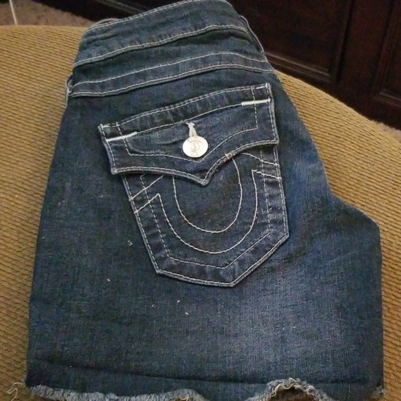 Short - Picture 2 of 3